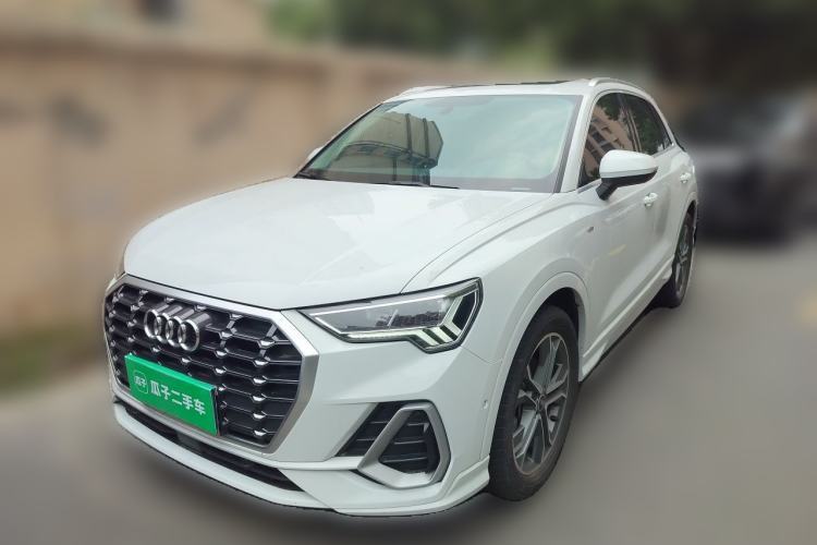 Used Audi Q3 2022 40 TFSI Fashion Dynamic Model Guazi used car, China used car export, Used car for sale, Used cars, Cheapest cars for sale