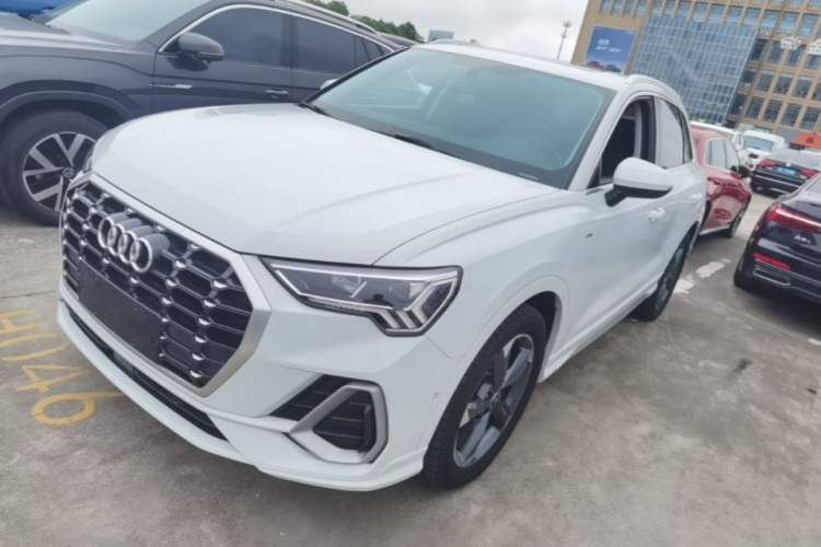 Used Audi Q3 2022 35 TFSI Fashion Dynamic Model Guazi used car, China used car export, Used car for sale, Used  cars, Cheapest cars for sale