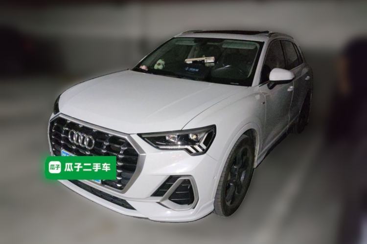 Used Audi Q3 2022 35 TFSI Fashion Dynamic Model Guazi used car, China used car export, Used car for sale, Used cars, Cheapest cars for sale
