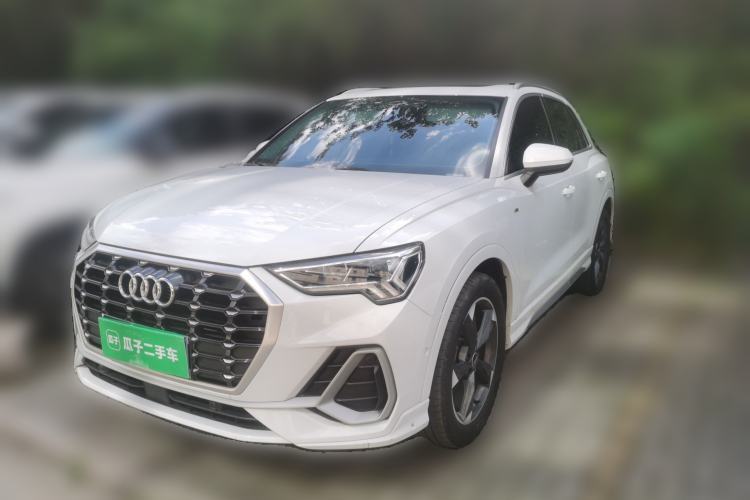 Used Audi Q3 2022 35 TFSI Fashion Dynamic Model Guazi used car, China used car export, Used car for sale, Used cars, Cheapest cars for sale