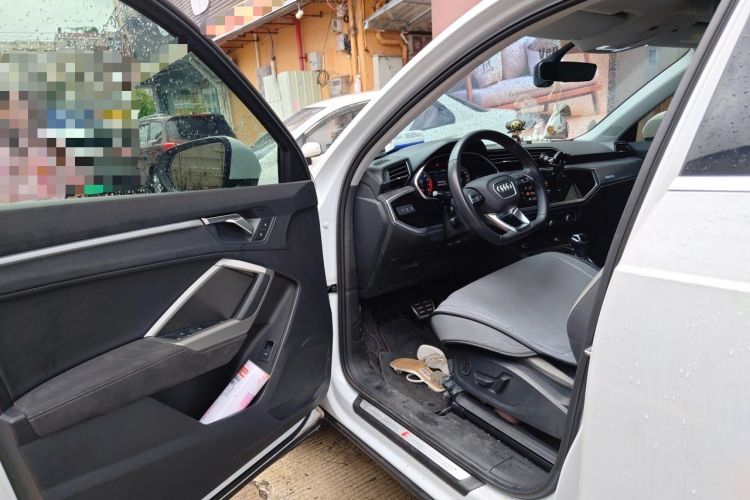 Used Audi Q3 2022 40 TFSI Fashion Dynamic Model Driver Seat