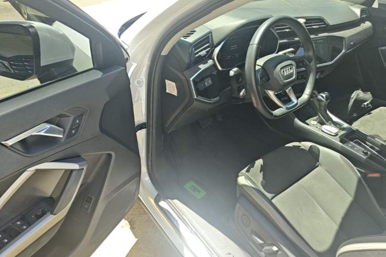 Used Audi Q3 2022 35 TFSI Fashion Dynamic Model Driver Seat