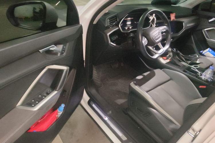 Used Audi Q3 2022 35 TFSI Fashion Dynamic Model Driver Seat