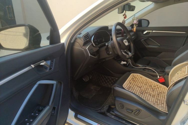 Used Audi Q3 2022 45 TFSI quattro Fashion Dynamic Model Driver Seat
