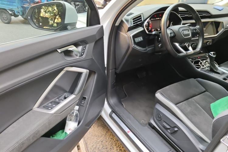 Used Audi Q3 2022 35 TFSI Fashion Dynamic Model Driver Seat