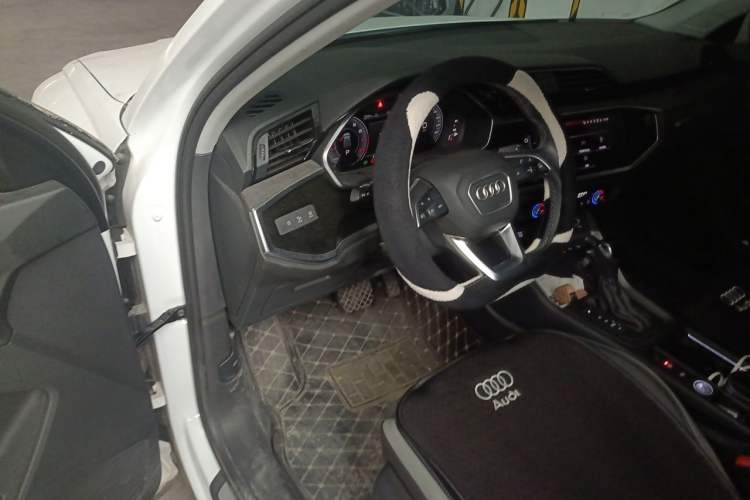 Used Audi Q3 2022 35 TFSI Fashion Dynamic Model Driver Seat