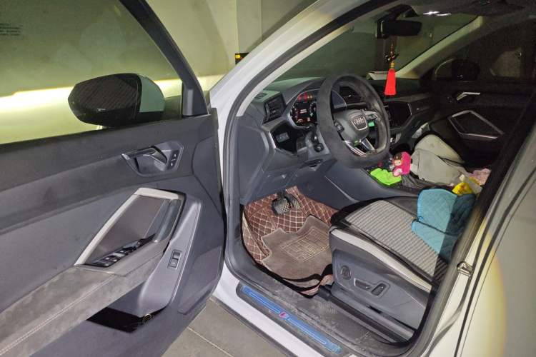 Used Audi Q3 2022 35 TFSI Fashion Dynamic Model Driver Seat