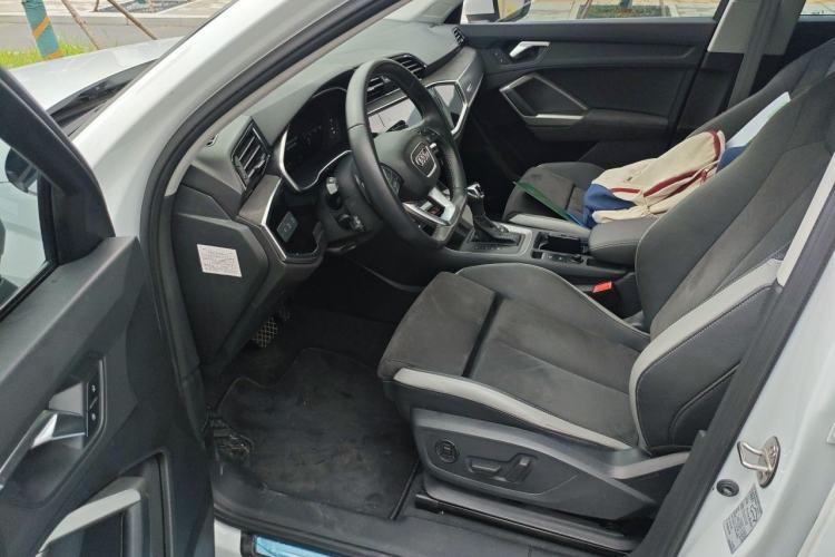 Used Audi Q3 2022 35 TFSI Fashion Dynamic Model Driver Seat