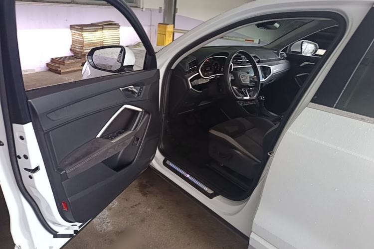 Used Audi Q3 2022 35 TFSI Fashion Dynamic Model Driver Seat