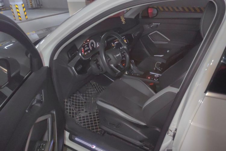 Used Audi Q3 2022 35 TFSI Fashion Dynamic Model Driver Seat