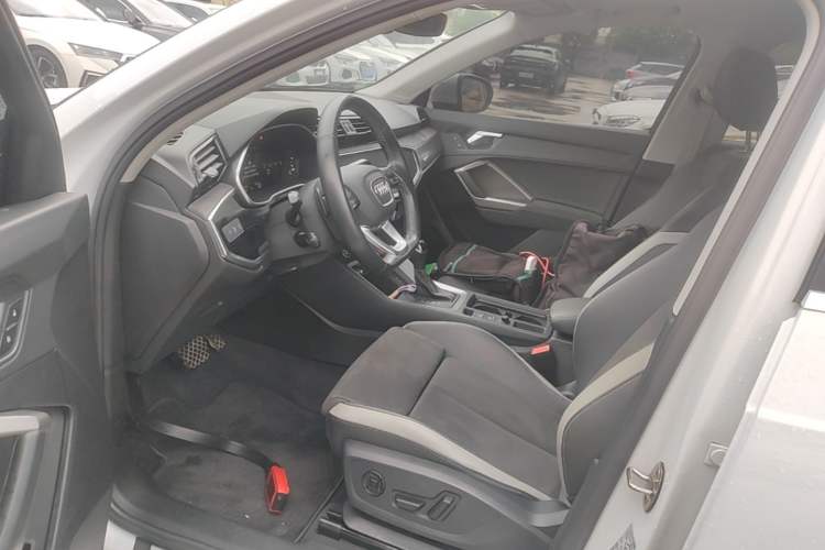Used Audi Q3 2022 35 TFSI Fashion Dynamic Model Driver Seat