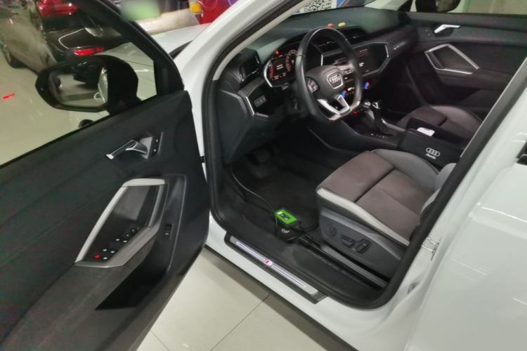 Used Audi Q3 2022 35 TFSI Fashion Dynamic Model Driver Seat
