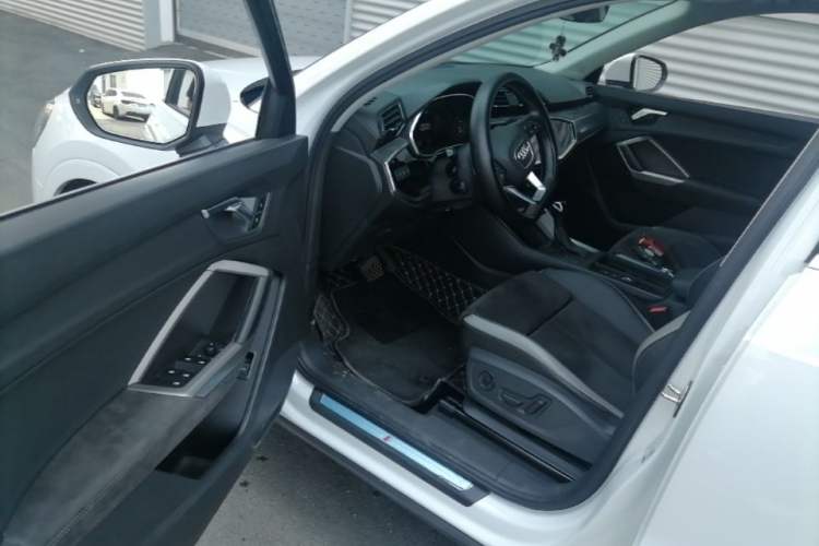 Used Audi Q3 2022 35 TFSI Fashion Dynamic Model Driver Seat