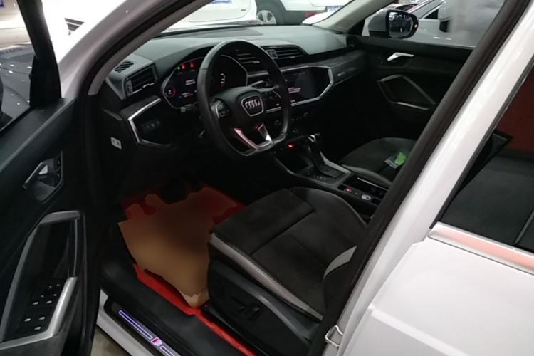 Used Audi Q3 2022 35 TFSI Fashion Dynamic Model Driver Seat