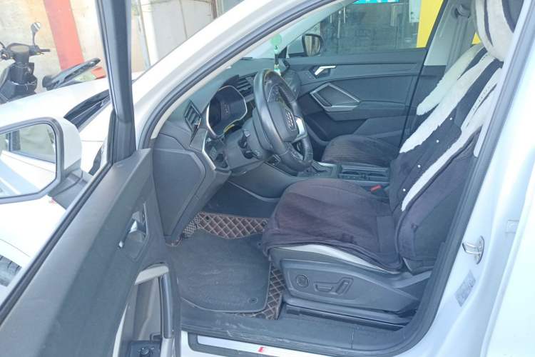 Used Audi Q3 2022 35 TFSI Fashion Dynamic Model Driver Seat