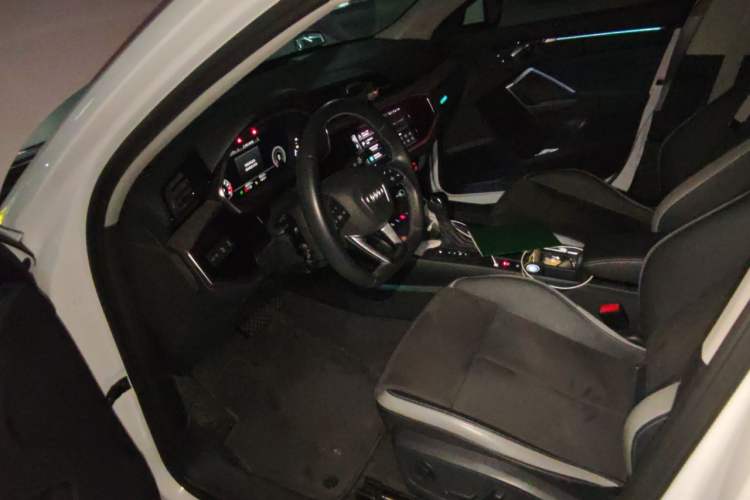 Used Audi Q3 2022 35 TFSI Fashion Dynamic Model Driver Seat