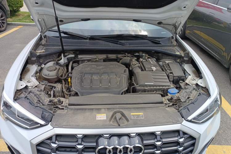 Used Audi Q3 2022 35 TFSI Fashion Dynamic Model Engine Bay