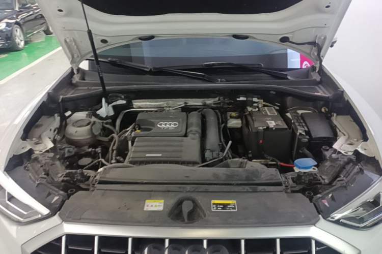 Used Audi Q3 2022 35 TFSI Fashionable and Elegant Model Engine Bay