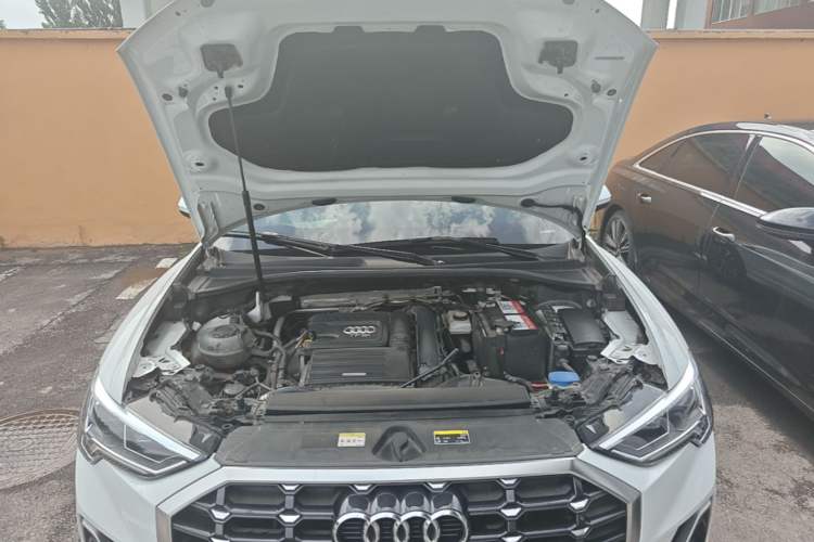 Used Audi Q3 2022 35 TFSI Progressive Dynamic Edition Engine Bay