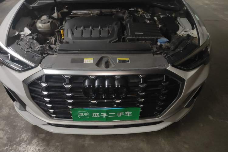 Used Audi Q3 2022 40 TFSI Fashion Dynamic Model Engine Bay