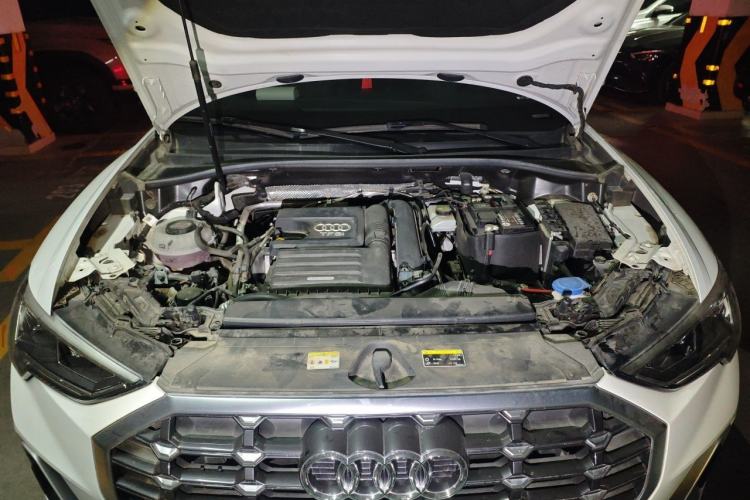 Used Audi Q3 2022 35 TFSI Fashion Dynamic Model Engine Bay
