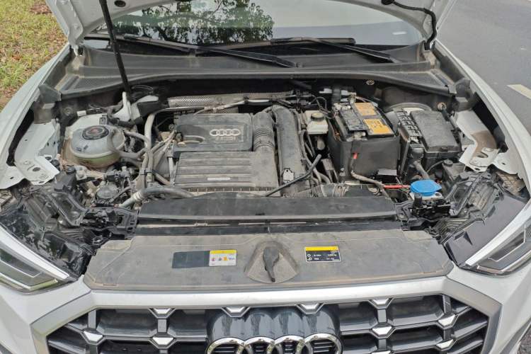 Used Audi Q3 2022 35 TFSI Fashion Dynamic Model Engine Bay