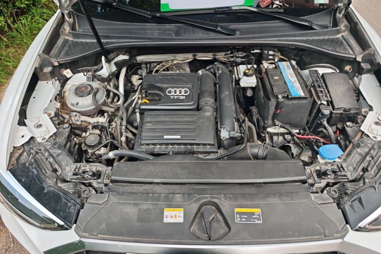 Used Audi Q3 2022 35 TFSI Fashion Dynamic Model Engine Bay