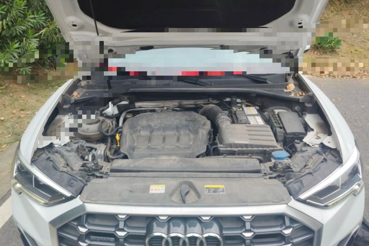 Used Audi Q3 2022 45 TFSI quattro Fashion Dynamic Model Engine Bay