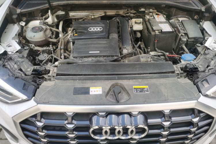 Used Audi Q3 2022 35 TFSI Fashion Dynamic Model Engine Bay