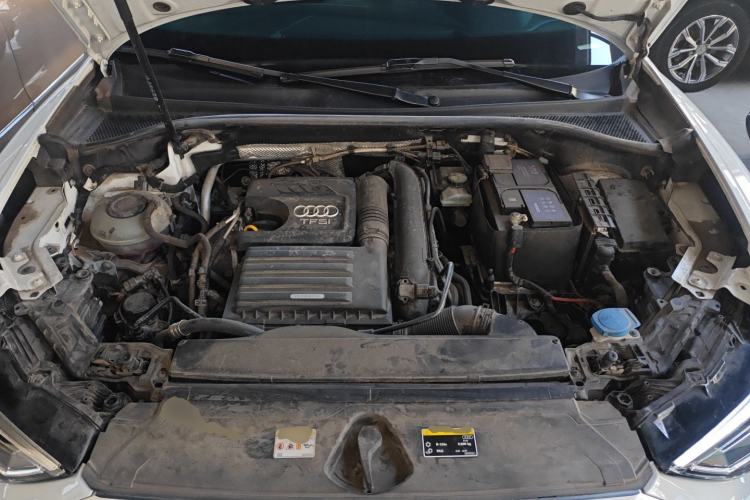 Used Audi Q3 2022 35 TFSI Fashion Dynamic Model Engine Bay
