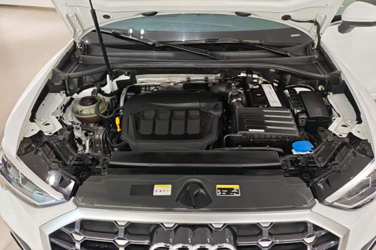 Used Audi Q3 2022 40 TFSI Fashion Dynamic Model Engine Bay