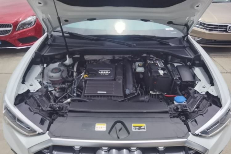 Used Audi Q3 2022 35 TFSI Fashion Dynamic Model Engine Bay