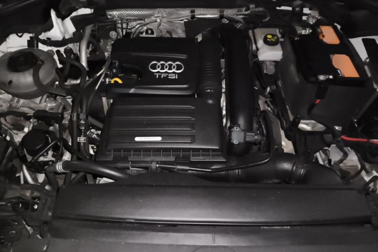 Used Audi Q3 2022 35 TFSI Fashion Dynamic Model Engine Bay