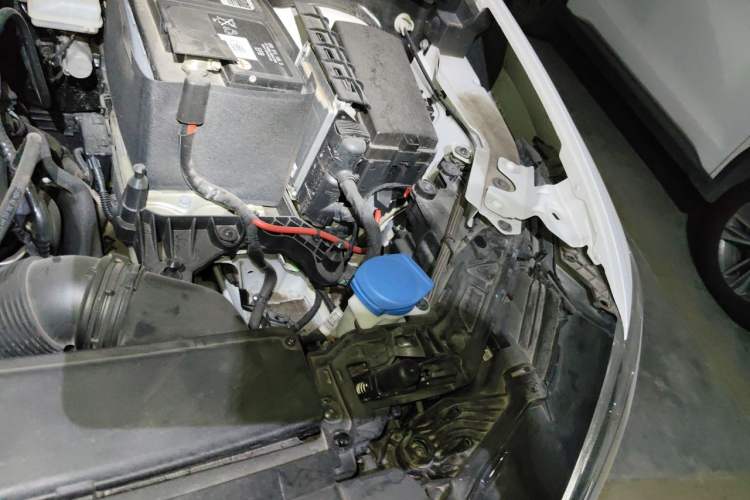 Used Audi Q3 2022 35 TFSI Fashion Dynamic Model Engine Bay Left