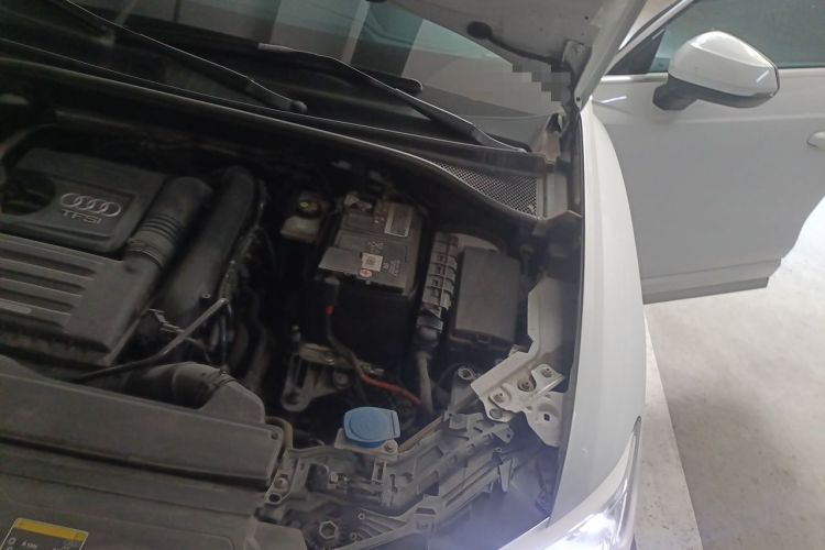 Used Audi Q3 2022 35 TFSI Fashion Dynamic Model Engine Bay Left
