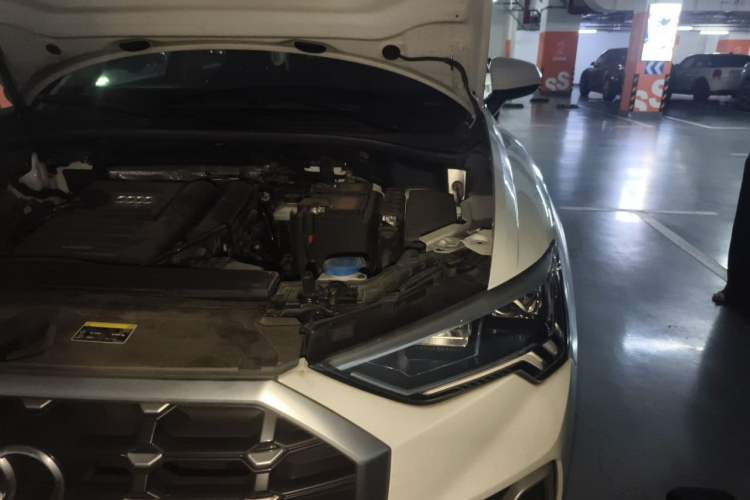 Used Audi Q3 2022 35 TFSI Fashion Dynamic Model Engine Bay Left