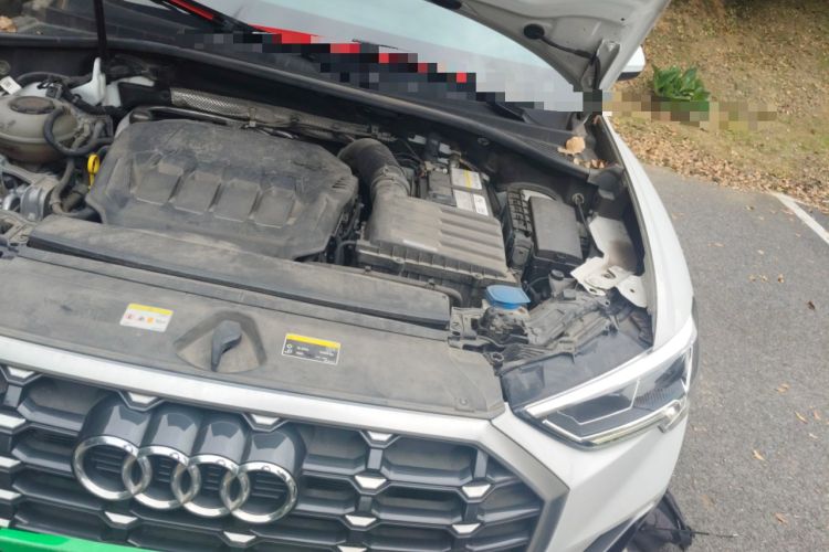 Used Audi Q3 2022 45 TFSI quattro Fashion Dynamic Model Engine Bay Left