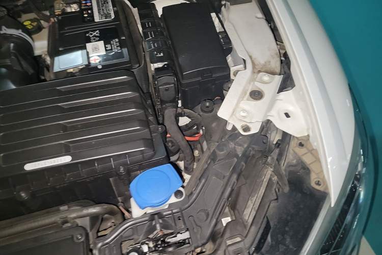 Used Audi Q3 2022 40 TFSI Fashion Dynamic Model Engine Bay Left