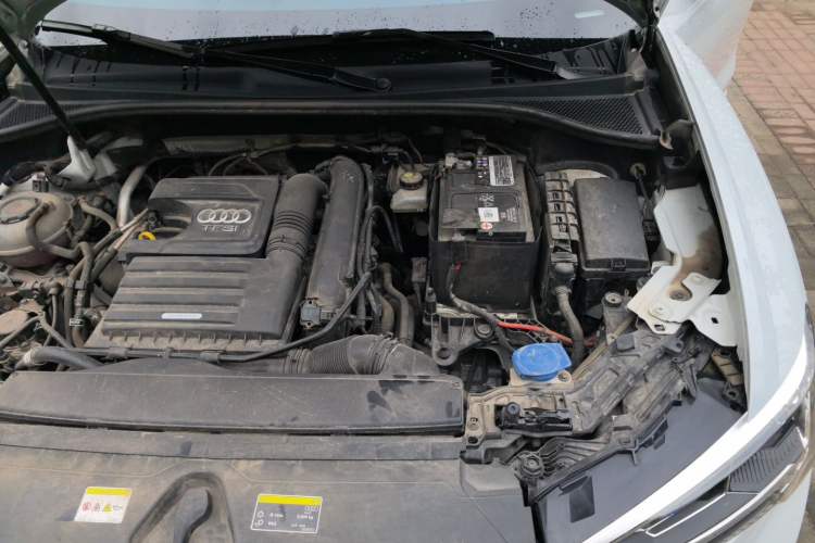 Used Audi Q3 2022 35 TFSI Fashion Dynamic Model Engine Bay Left