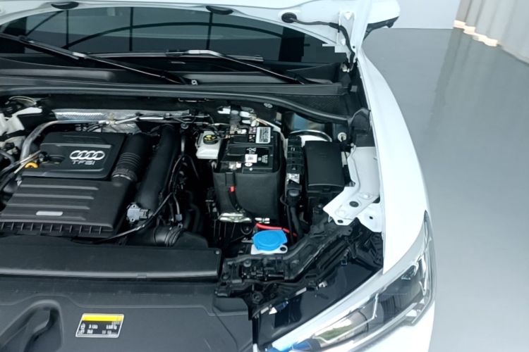 Used Audi Q3 2022 35 TFSI Fashion Dynamic Model Engine Bay Left