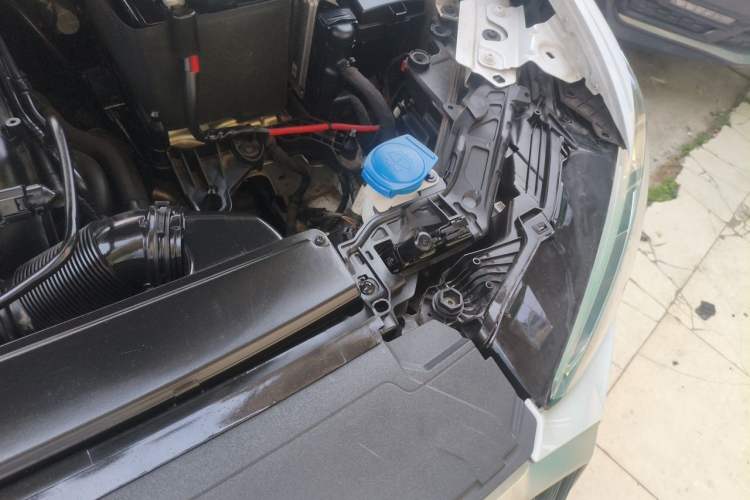 Used Audi Q3 2022 35 TFSI Progressive Dynamic Edition Engine Bay Left