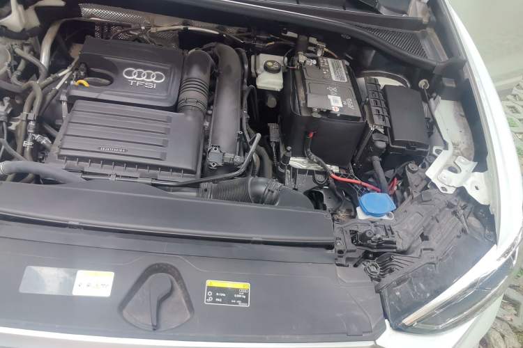 Used Audi Q3 2022 35 TFSI Progressive Dynamic Edition Engine Bay Left