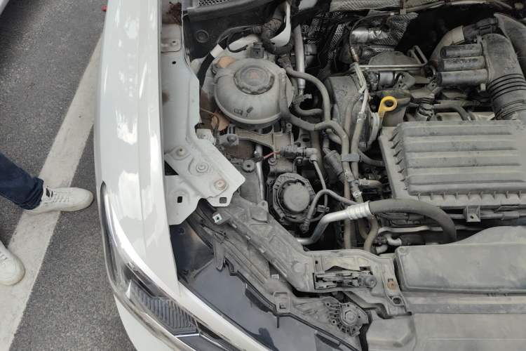 Used Audi Q3 2022 35 TFSI Fashionable and Elegant Model Engine Bay Right
