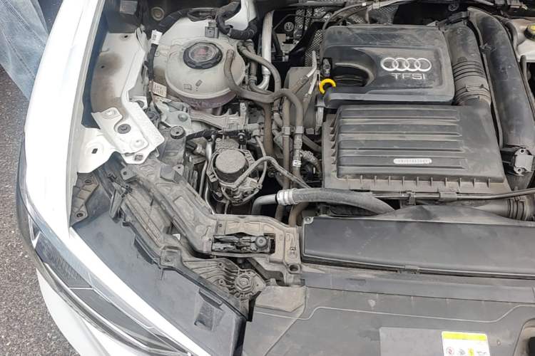 Used Audi Q3 2022 35 TFSI Fashionable and Elegant Model Engine Bay Right