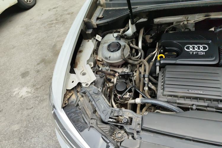 Used Audi Q3 2022 35 TFSI Progressive Dynamic Edition Engine Bay Right