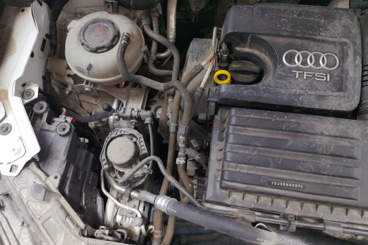Used Audi Q3 2022 35 TFSI Fashion Dynamic Model Engine Bay Right
