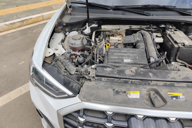 Used Audi Q3 2022 35 TFSI Fashion Dynamic Model Engine Bay Right