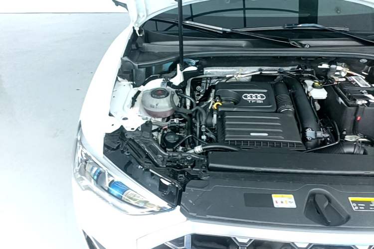 Used Audi Q3 2022 35 TFSI Fashion Dynamic Model Engine Bay Right