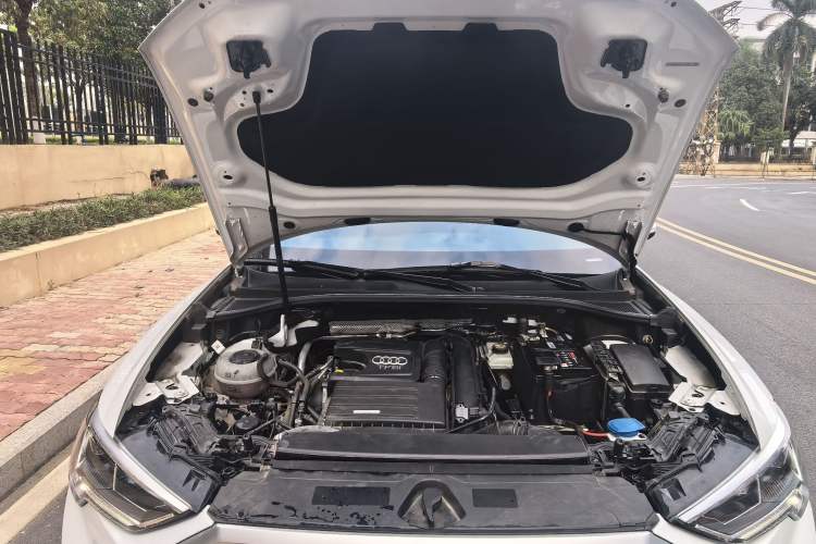 Used Audi Q3 2022 35 TFSI Progressive Dynamic Edition Engine Bay