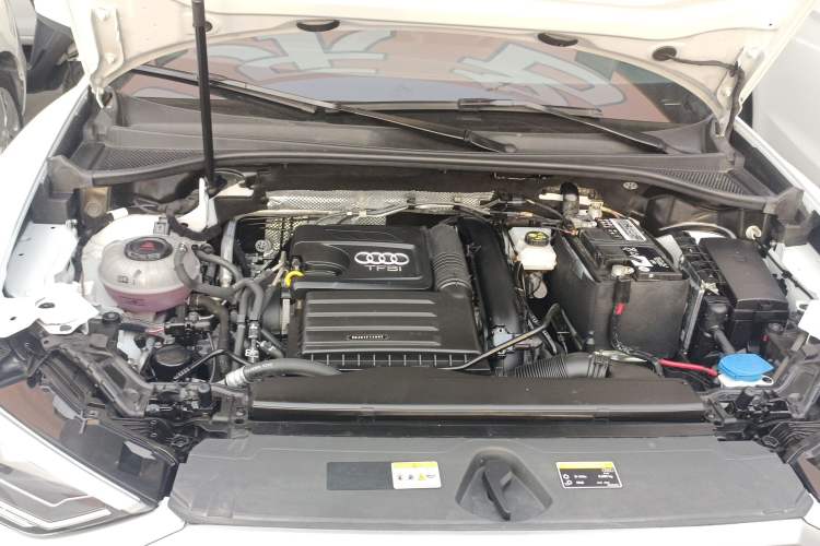 Used Audi Q3 2022 35 TFSI Fashion Dynamic Model Engine Bay